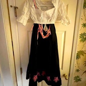 Durdle Authentic beer garden costume.